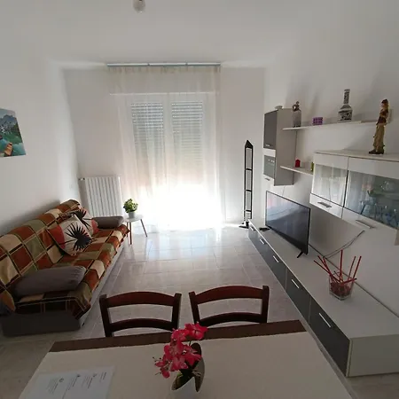 Flori's Apartment